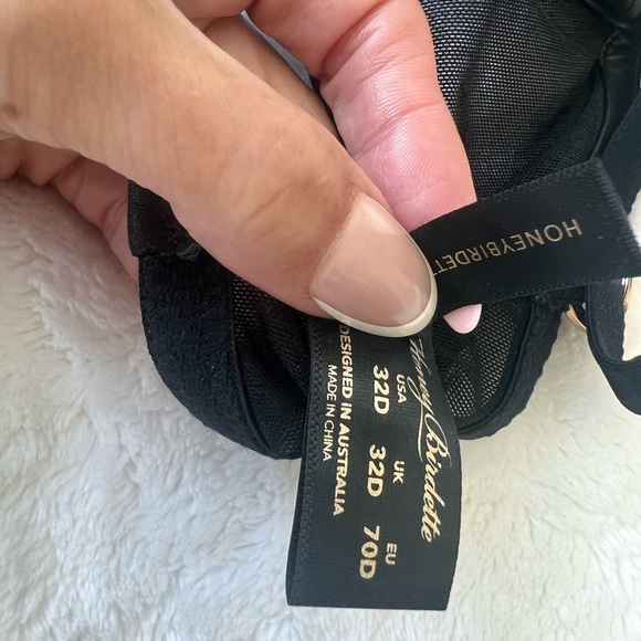 Honey Birdette 3 Piece Set - 32D bra XS Garter XS Thong - No Longer Sold Online - Picture 7 of 7